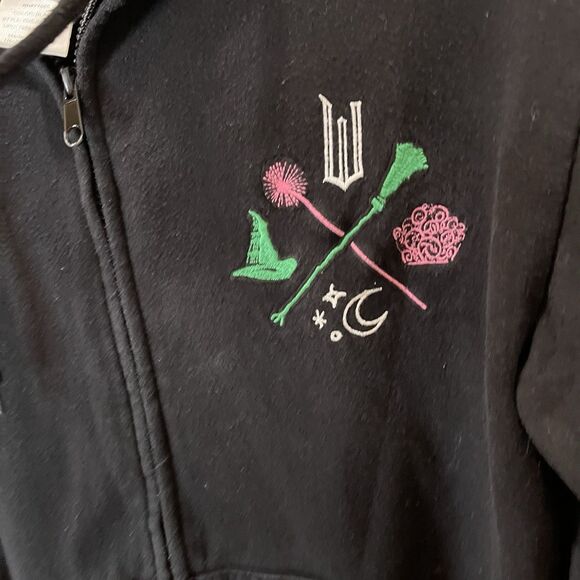 Wicked Movie Zip Up Hoodie Sweatshirt Size XS Black Embroidered Adult Musical - Picture 3 of 10